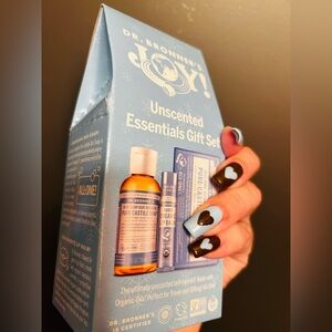 Unscented Essentials Gift Set - Blue